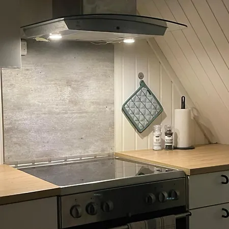 Tromsdalen 1 - Free Parking Apartment *