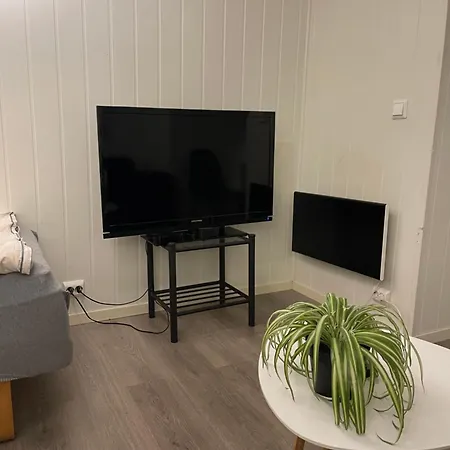 Tromsdalen 1 - Free Parking, Views & Near Attractions Lägenhet Tromsø